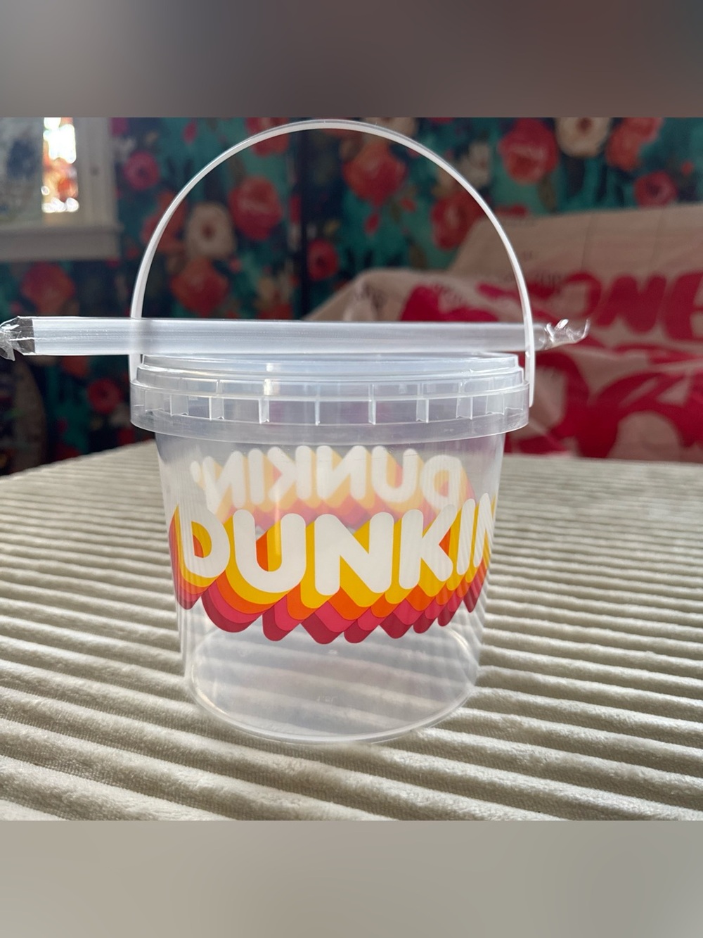 NEW DUNKIN’ LIMITED EDITION 48oz DRINK BUCKET with LID & STRAW